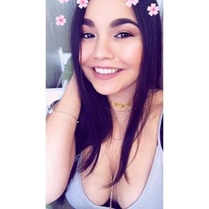 Meet your Posher, Sabrina